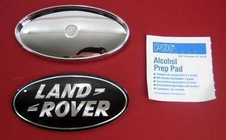 LR0721 - CHROME PLINTH WITH SUPERCHARGED OVAL BADGE - BLACK  SILVER (FOR USE ON REAR OF VEHICLES)